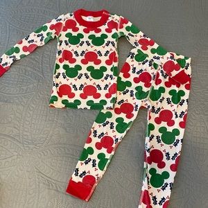 Hanna Andersson Mickey Christmas pajamas 4